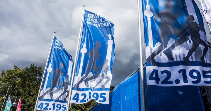 Berlin Marathon Start Fahnen